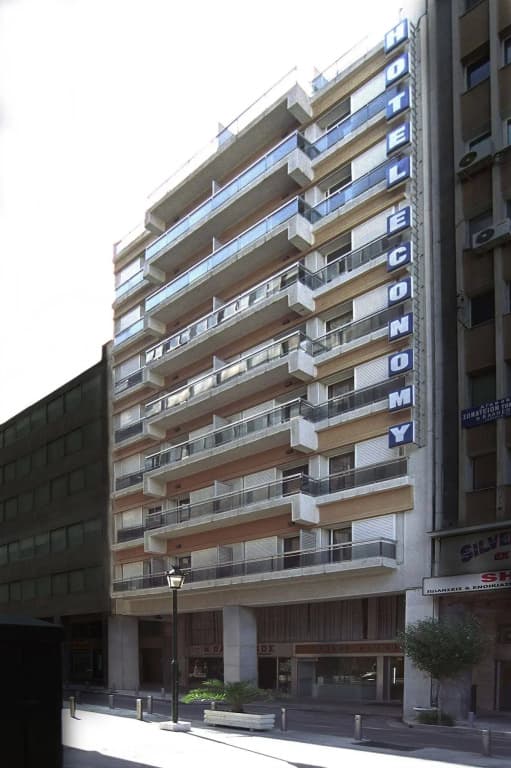 Economy Hotel - photo 1