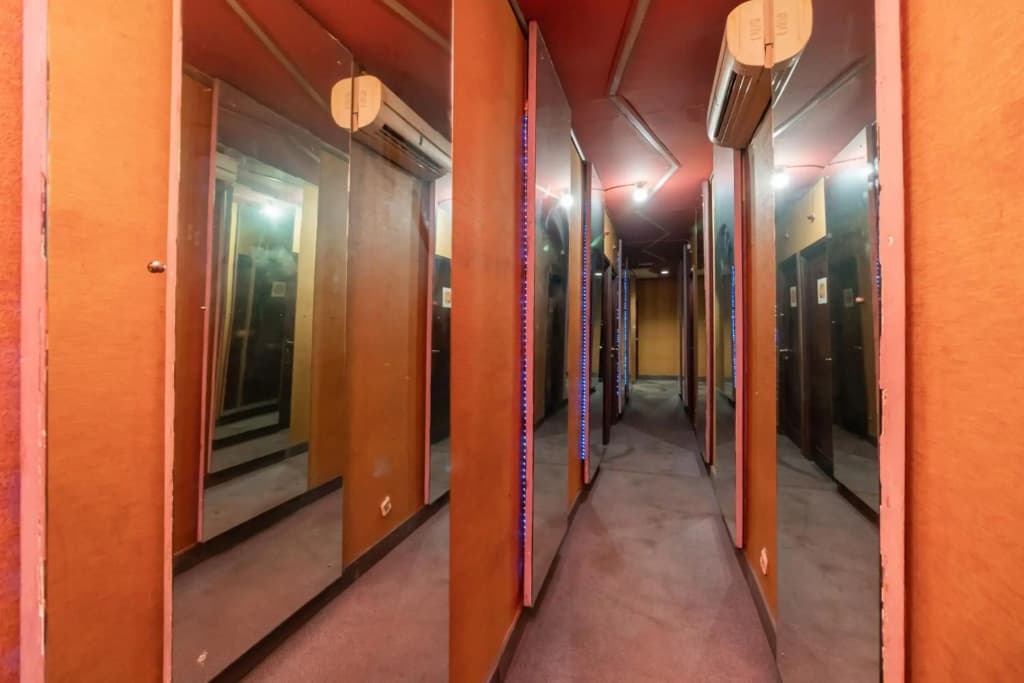 Mirah Hotel - photo 11