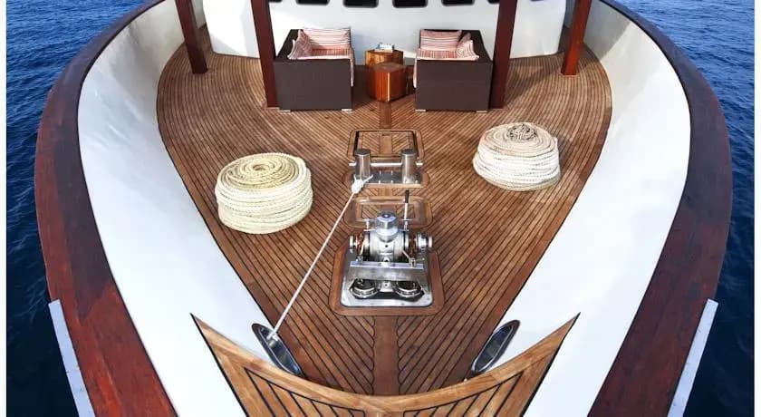 Theia Liveaboard - photo 8
