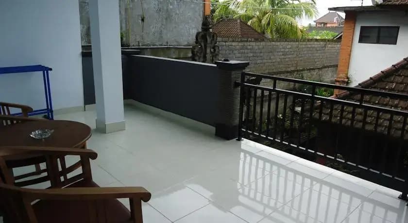 Warsa's Guest House - photo 10