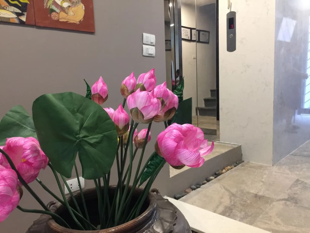 Unique Serviced Apartment - photo 10