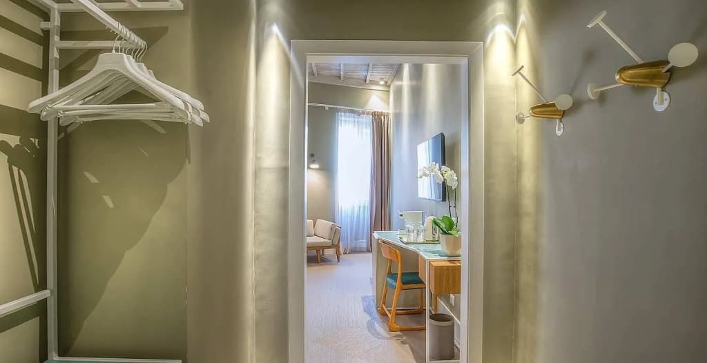 Hotel Accademia - photo 42