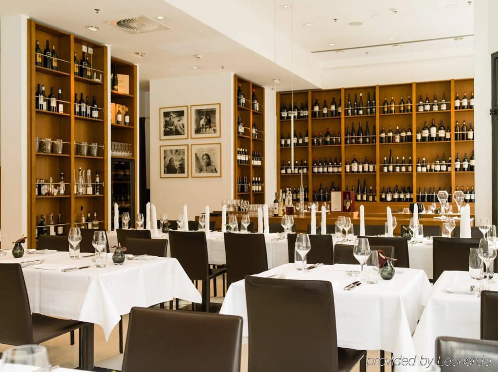 Ellington Hotel Berlin - photo 22