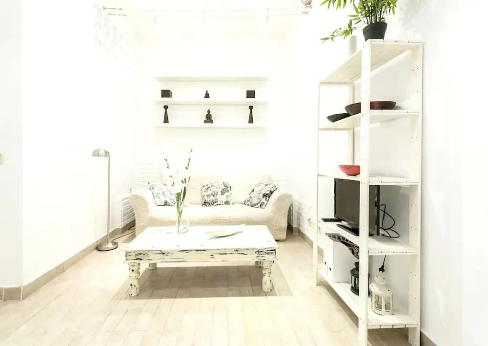 Apartment with One Bedroom in Madrid - photo 2