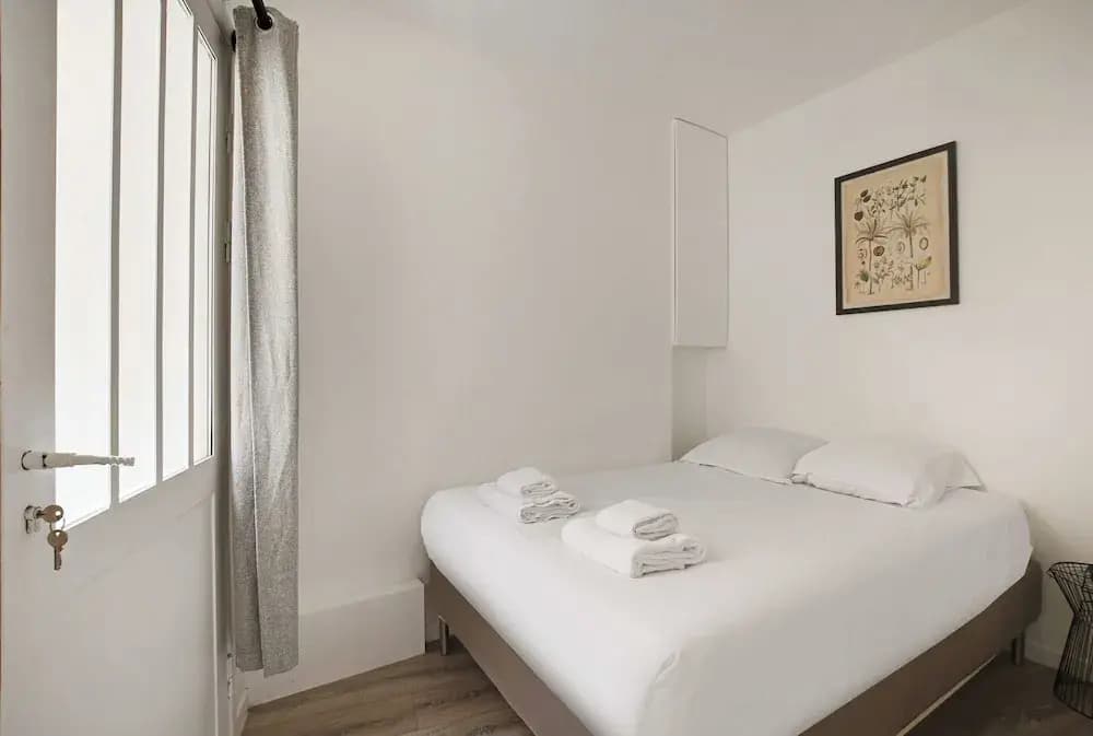 Magnificent Apartment - 2br/6p - Rochechouart - photo 4
