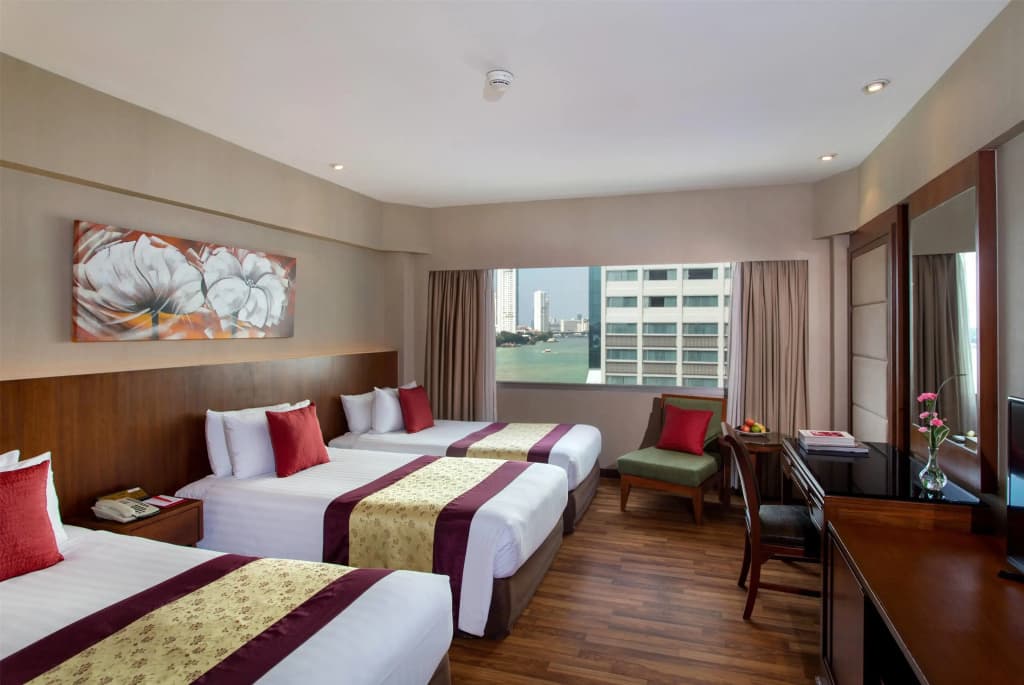 Ramada Plaza by Wyndham Bangkok Menam Riverside - photo 11