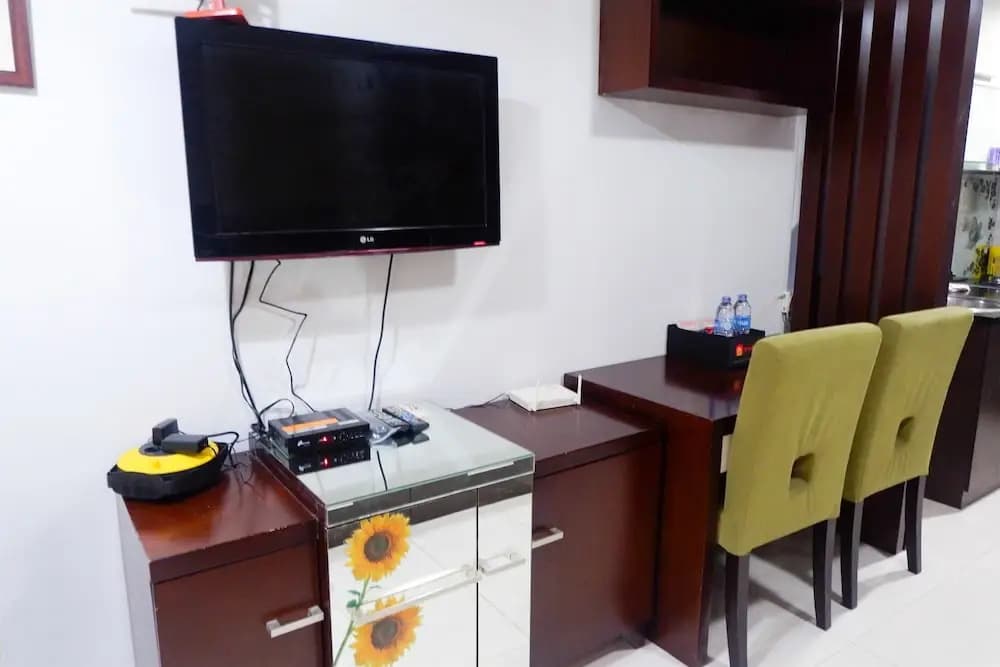 Best Deal And Comfy Tamansari Sudirman Studio Apartment - photo 15