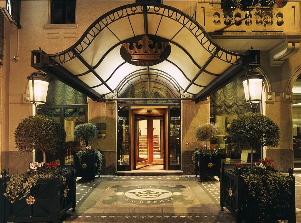 Andreola Central Hotel - photo 1