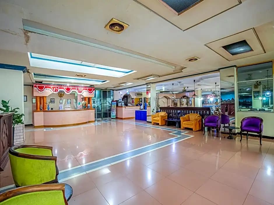 Hotel Cempaka Sari - photo 2