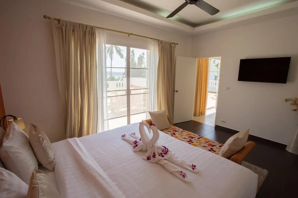 Blissful Tropical Stay at SeaLaVie Villa - photo 4