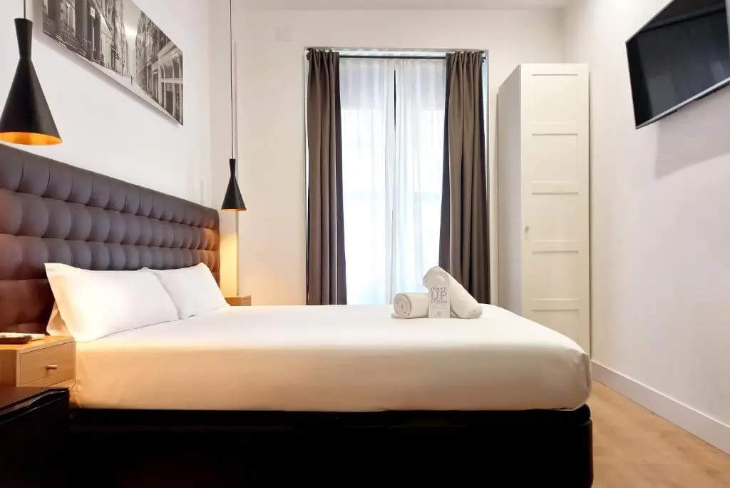 Woohoo Rooms Chueca - photo 6