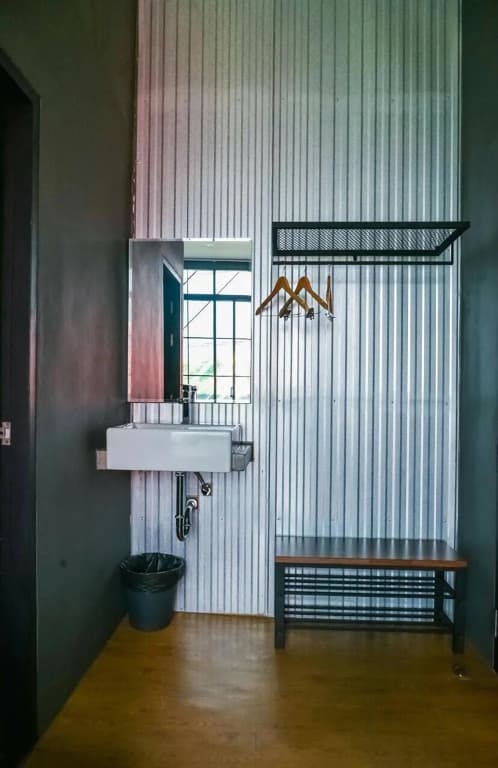 The Arbern Hostel x Bistro - photo 9