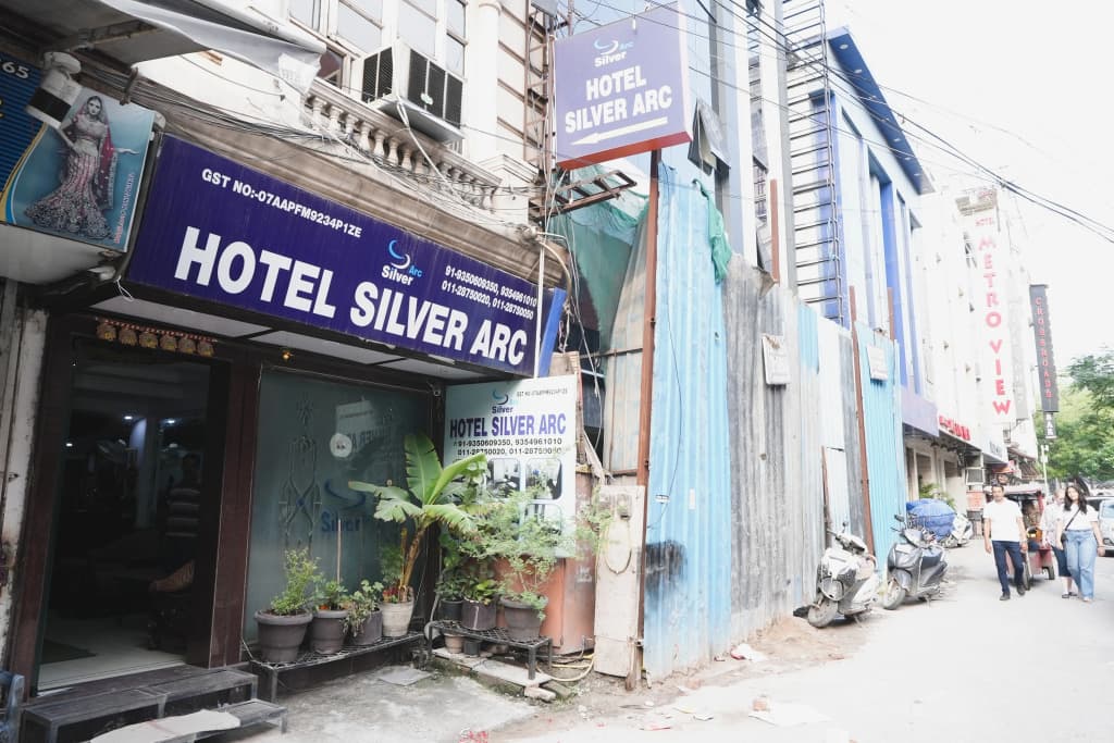 Hotel Silver Arc - photo 1