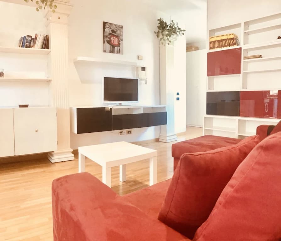 Giulio Cesare luxury apartment - main photo