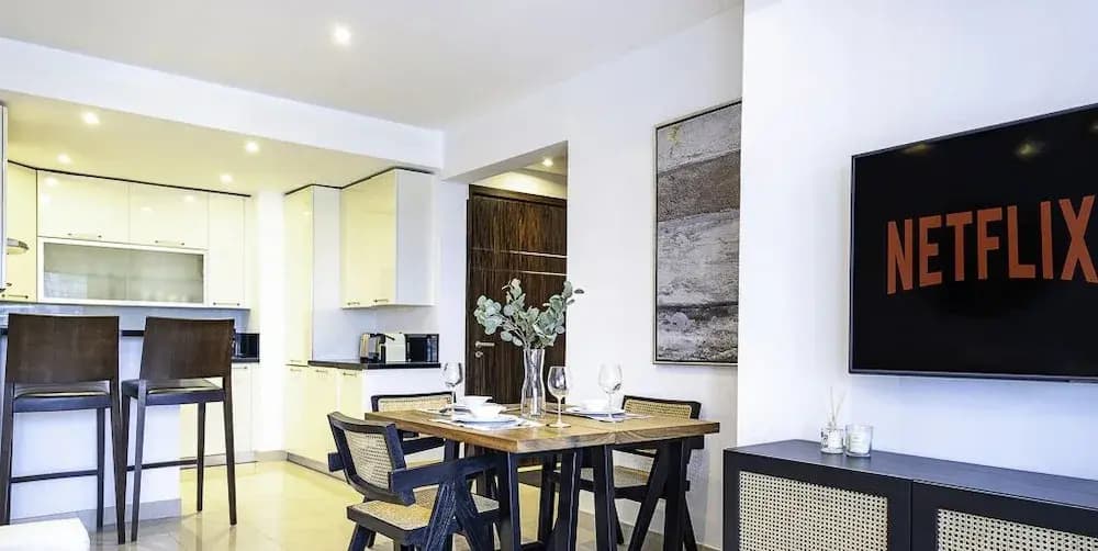 LUX  The Bonnington JLT Suite 2 - photo 14