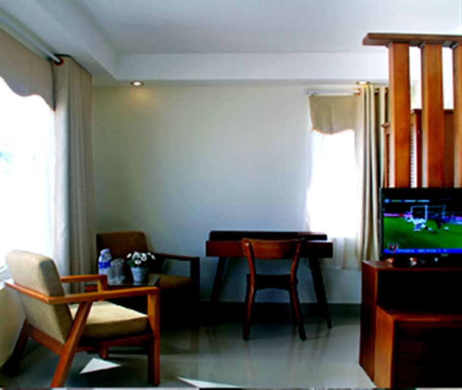 Paradise Hotel - photo 14