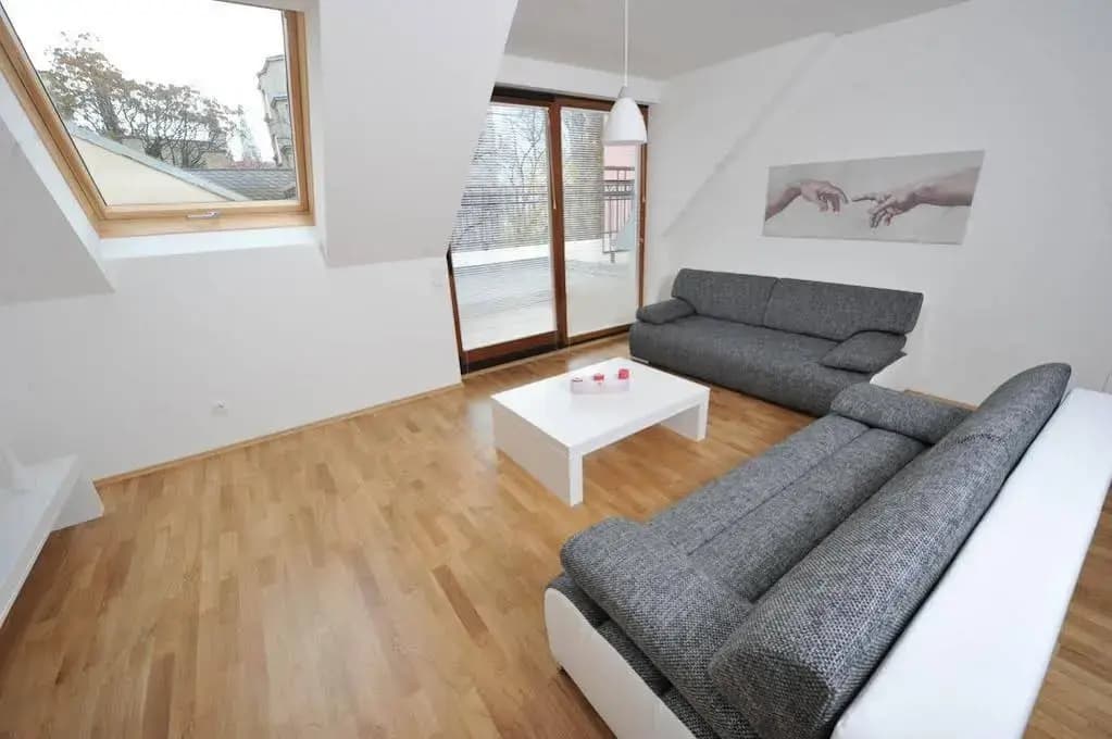 Debo Apartments Lackierergasse - contactless check in - photo 5