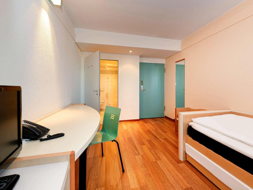 ibis Berlin City Potsdamer Platz - photo 4