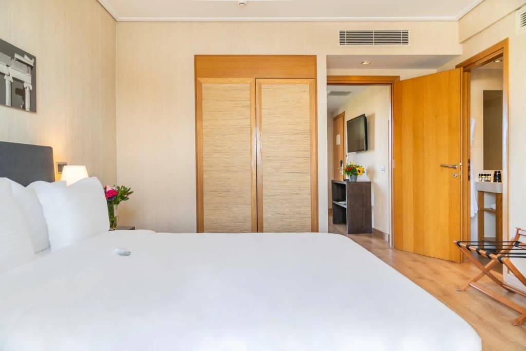 Athens Gate Hotel - photo 40