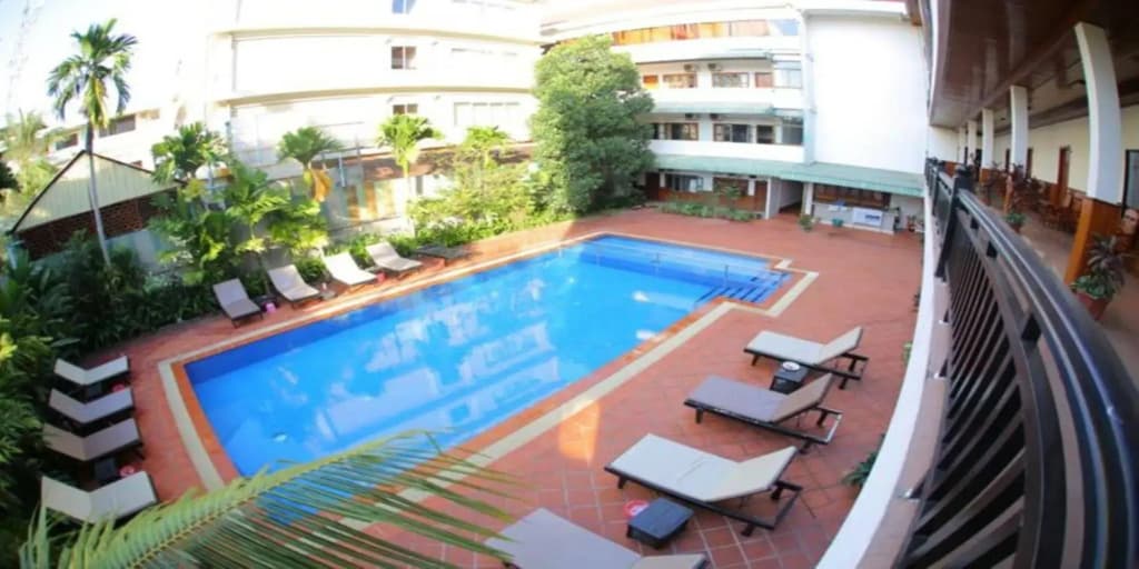 Freedom Hotel - photo 13