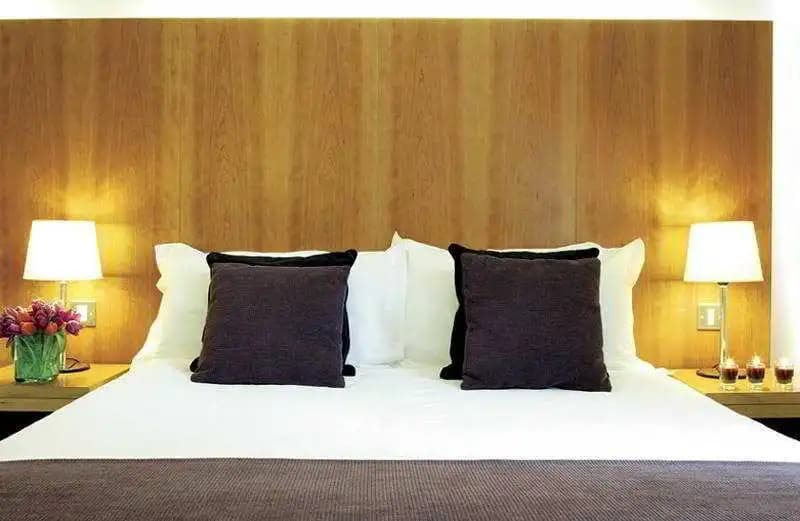 Four Points by Sheraton Edinburgh - photo 3