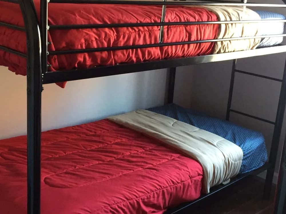 Williamsburg Hostel - photo 9