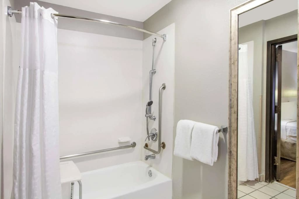 Quality Inn Orlando Near International Drive - photo 9