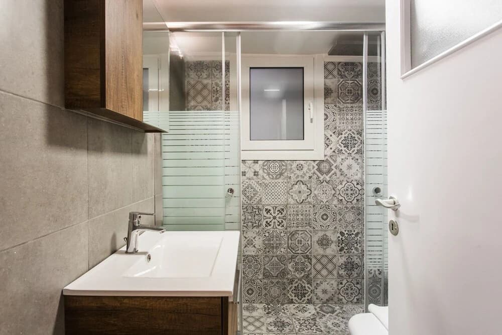 Explore Athens with 2 Bedroom Condo - photo 7