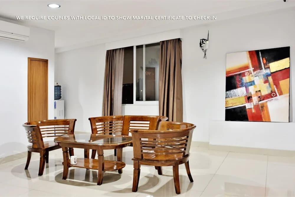 ZEN Rooms Basic near Cilandak Town Square - photo 26