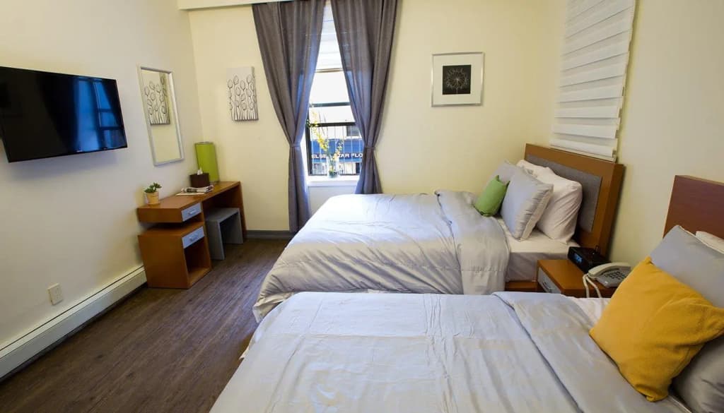 Midtown West Hotel - photo 18