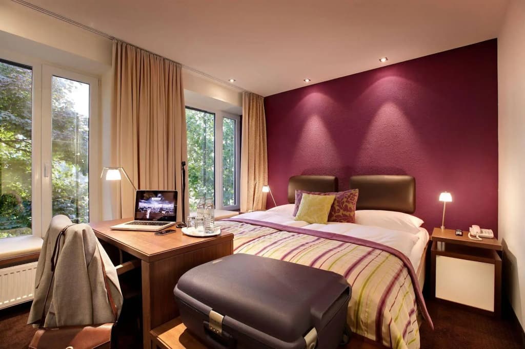 Strandhotel Alte Donau - photo 4