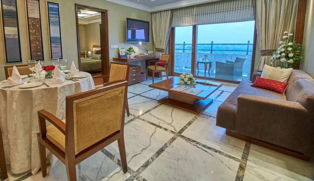 Jaypee Vasant Continental - photo 13