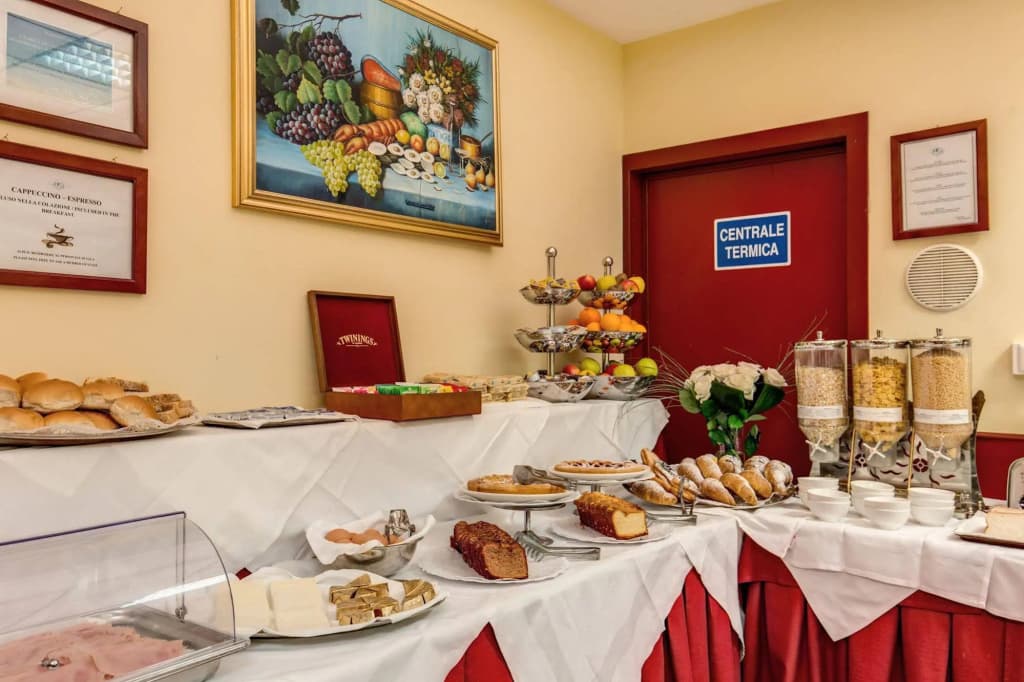Flower Garden Hotel Rome - photo 15