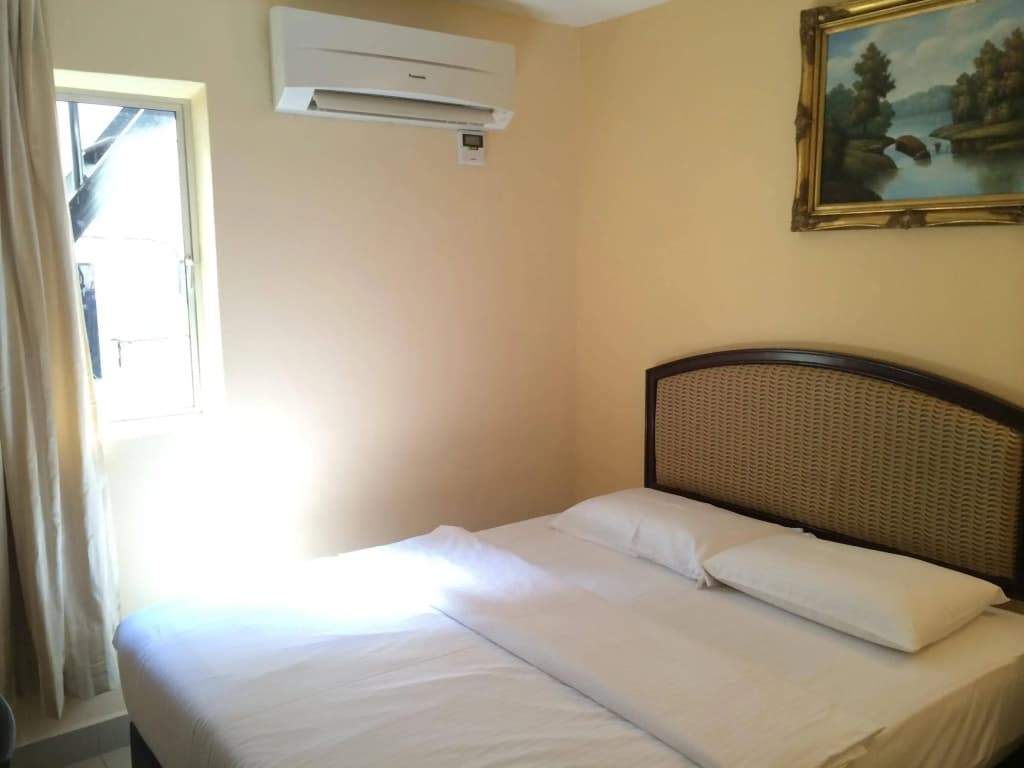 OYO 635 Seven Days Hotel - photo 4