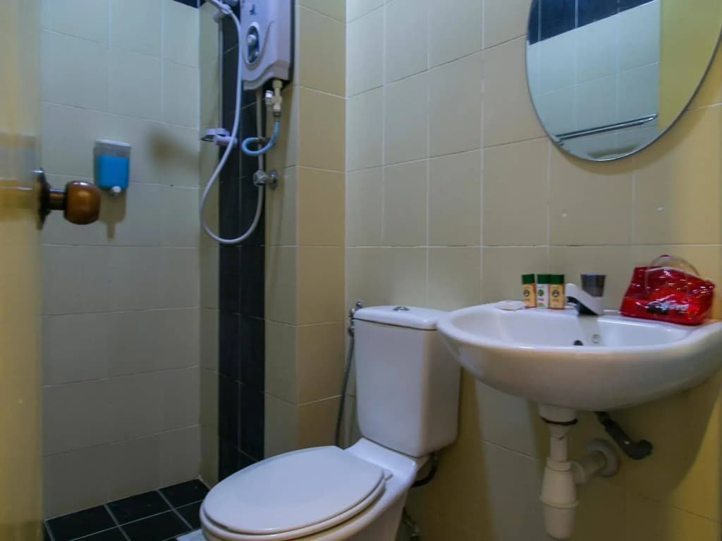 Hotel Ideal Senawang - photo 9
