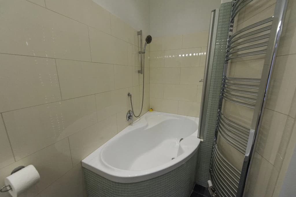 7th Heaven Vienna Center Apartments - photo 9
