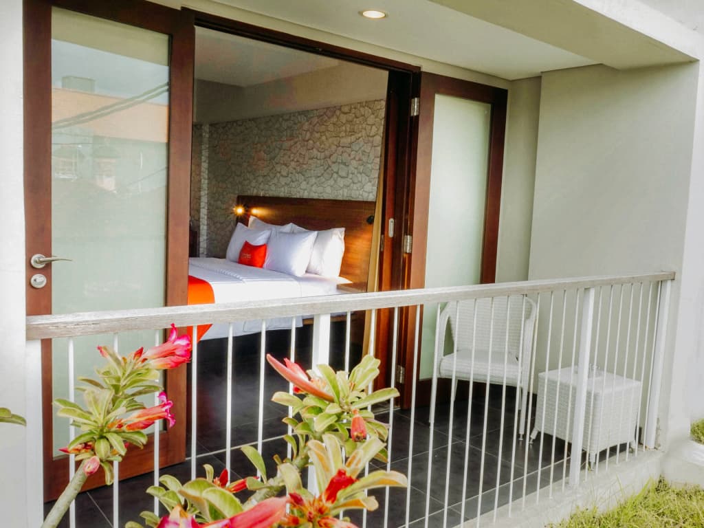 J4 Hotels Legian - photo 39