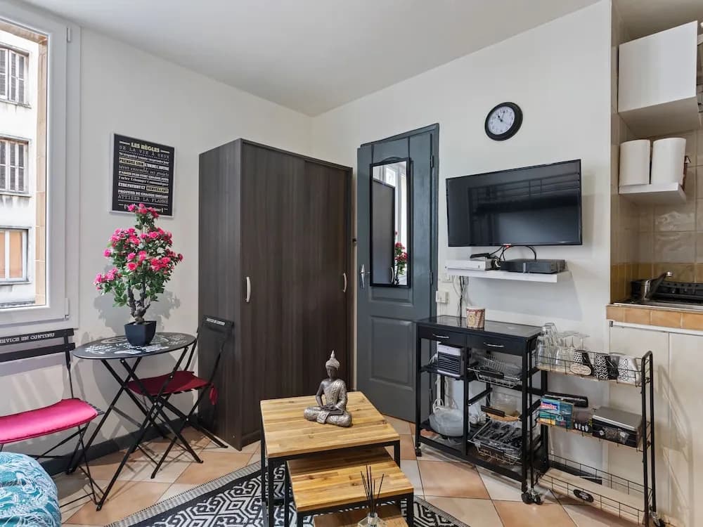Simplistic Apartment in Nice With Beach Nearby - photo 15