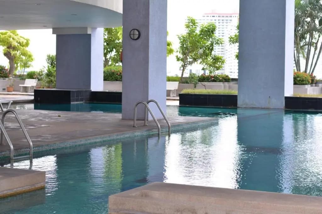 Modern Home Tower Apartment - photo 2