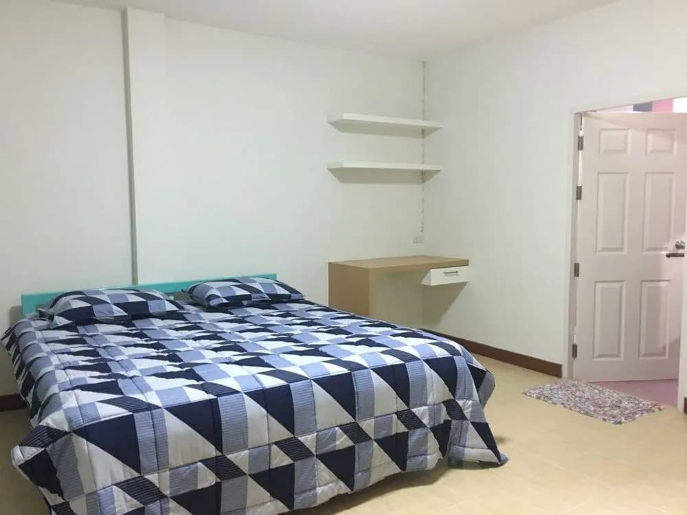 Family Guesthouse - photo 5