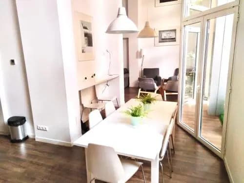 Stylish Modern Gracia Apartment 2A - photo 2