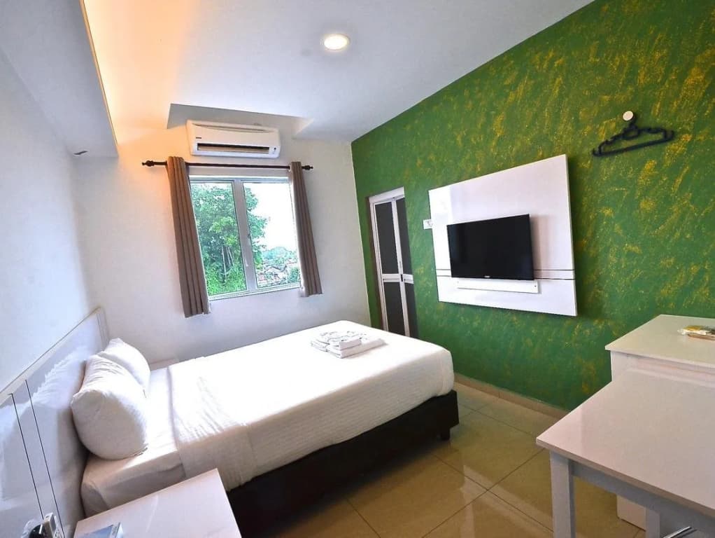 Yew Boutique Hotel - photo 6