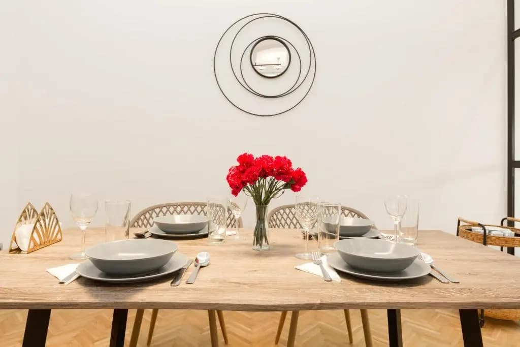 Space and Style in The Heart Of Budapest w 2BR&2BT - photo 4