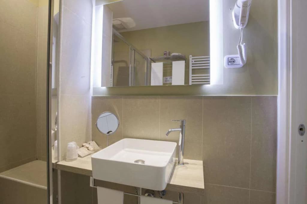 Colosseo Prestige Rooms - photo 9