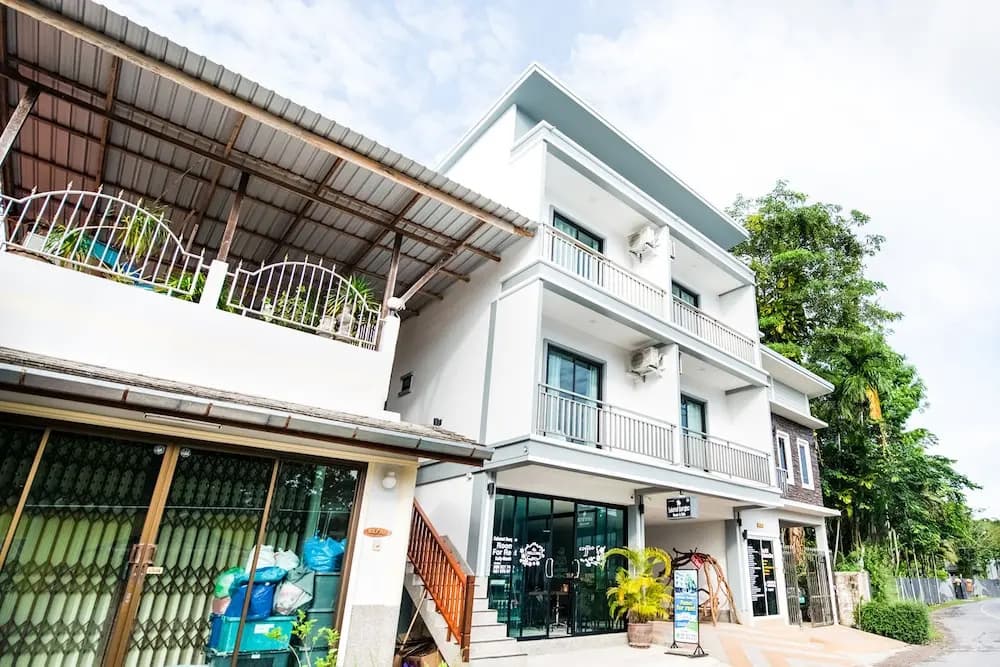 Salamat Bangtao by OYO Rooms - main photo