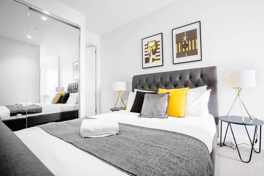 Elegant 2br@footscray Station - photo 5