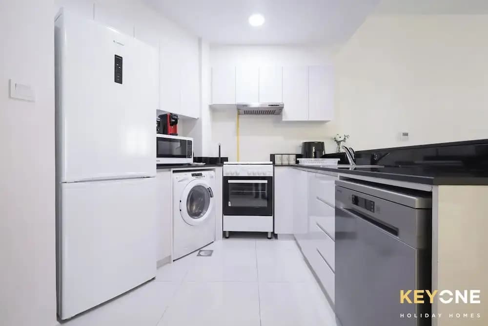 Viridis Living Chic and Spacious 1BR - photo 3