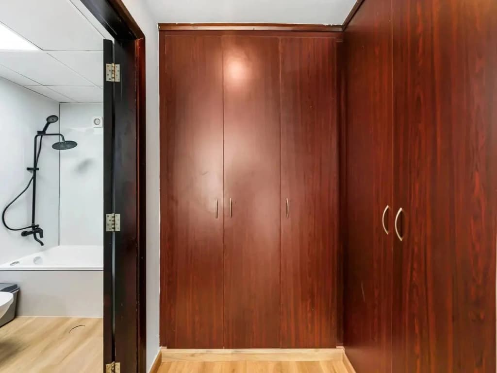 16th Floor Marina 1BR Sleeps 8 Near Beach Flat - photo 25