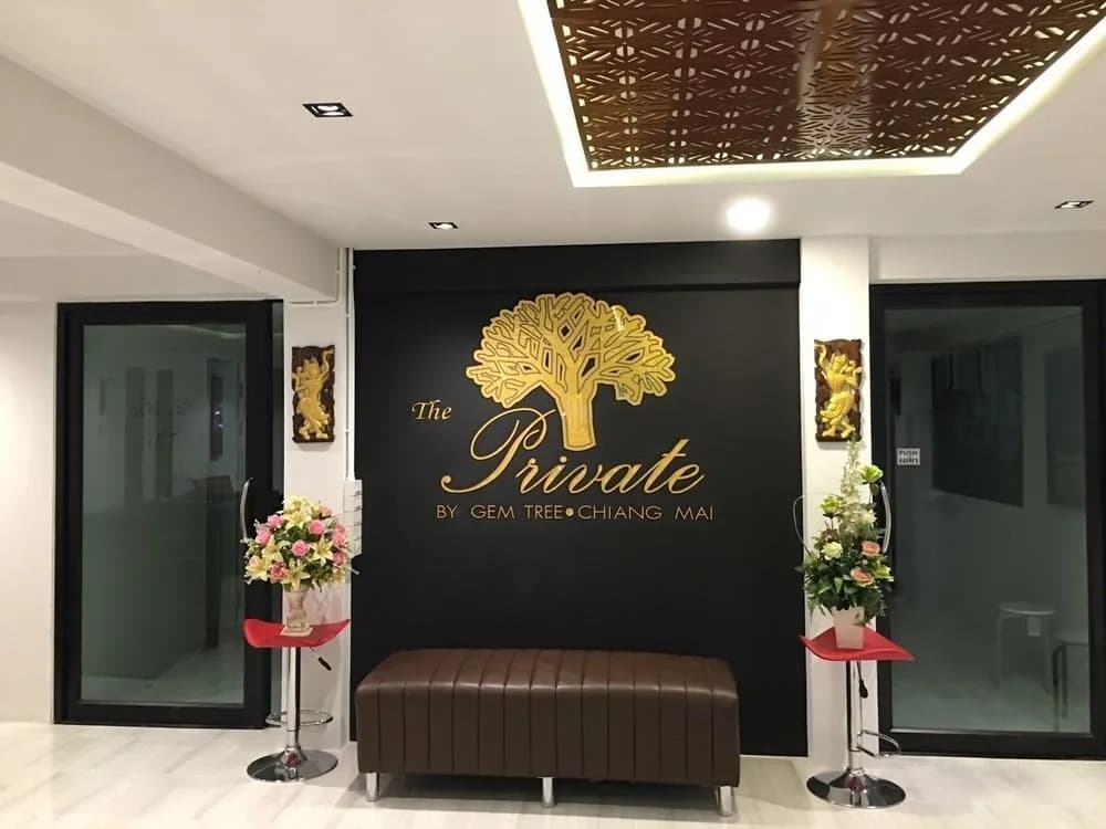 OYO 983 The Private Hotel - photo 2