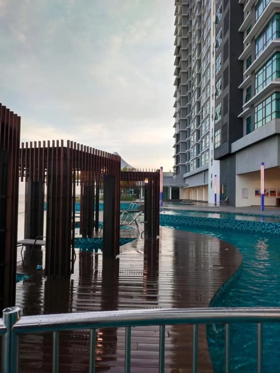 ZilleVille Studio Suite Seaview With Balcony at Imperium Residence - photo 8